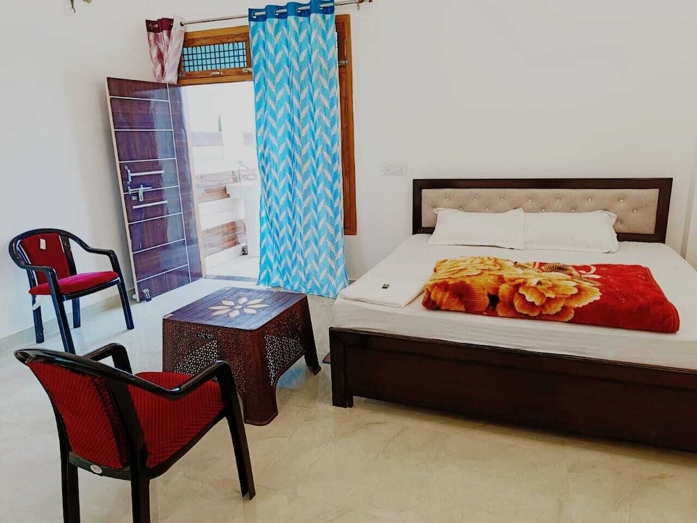 hotel awadh by khwahish hospitality