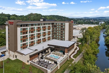 pigeon forge