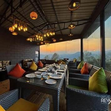 anupraas resort