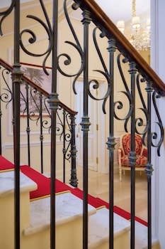 Maison Des Barons,,5 star