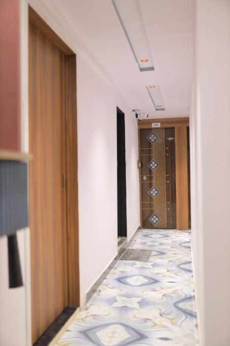 hotel maruti r