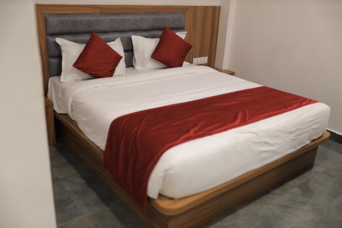 hotel maruti r