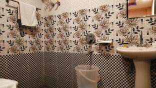 lill sparrow by the verdant escapes