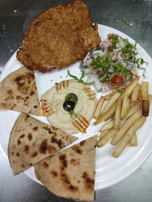 lill sparrow by the verdant escapes