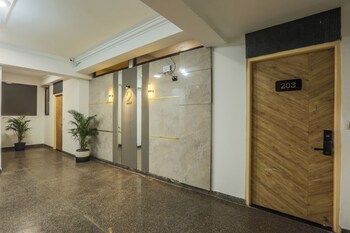 hotel emerald suites and banquet