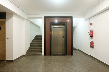 hotel emerald suites and banquet