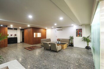 hotel emerald suites and banquet