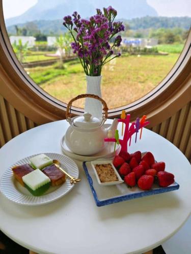 lhong khao chiang dao