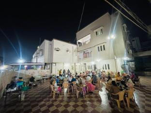 hotel rajdhani and guest house