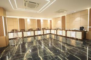 the altruist hotel sec 57