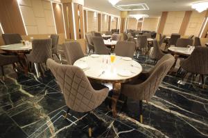 the altruist hotel sec 57