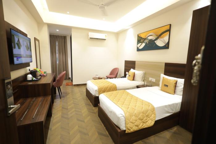 the altruist hotel sec 57