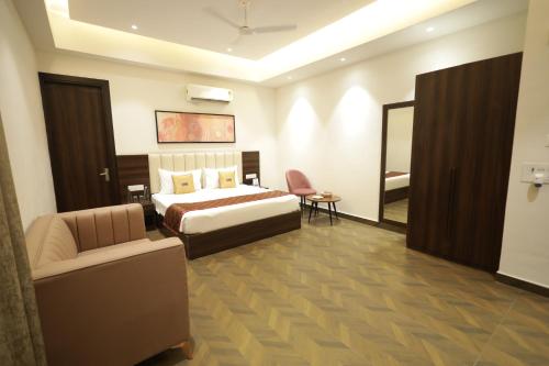 the altruist hotel sec 57