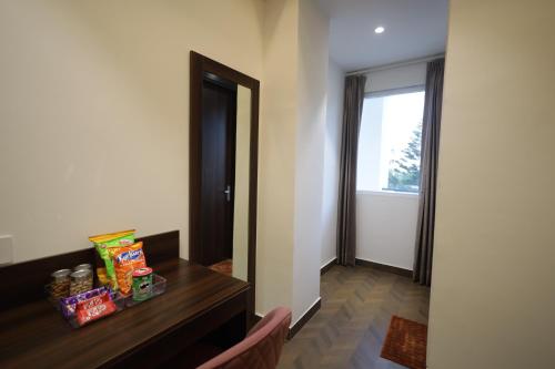 the altruist hotel sec 57
