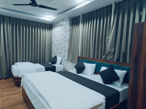 Hotel Greet Inn,,0 star