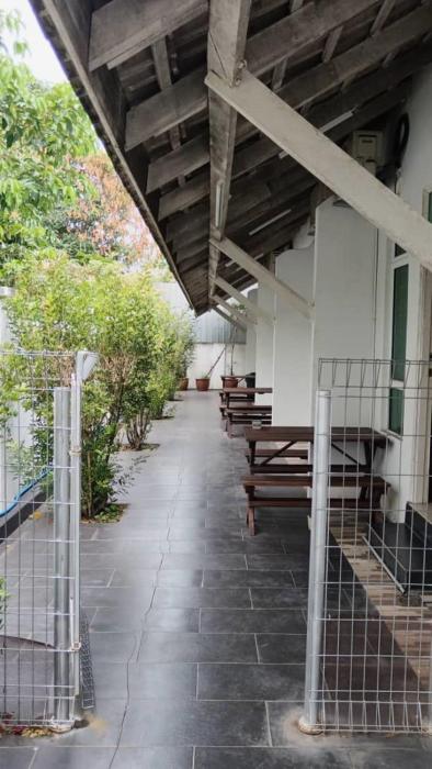 ulek cottage
