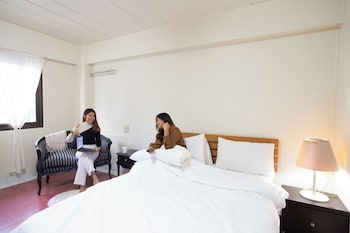 d haus ngamwongwan residence