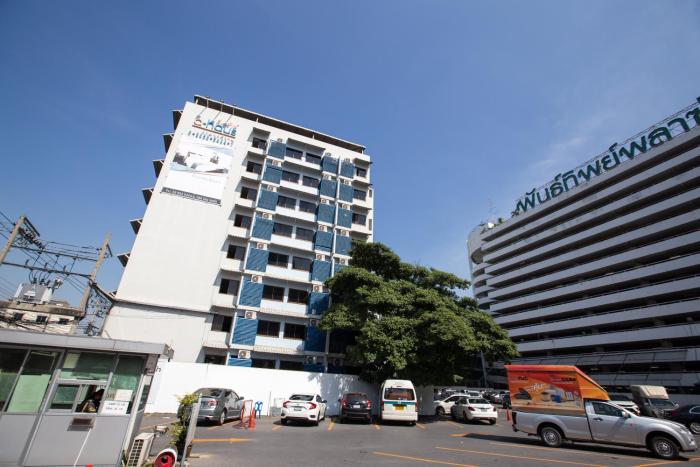 d haus ngamwongwan residence