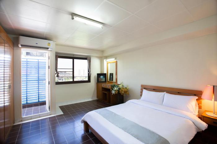 d haus ngamwongwan residence