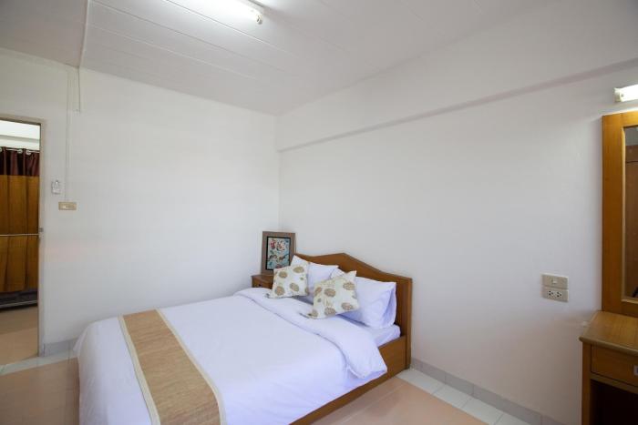 d haus ngamwongwan residence