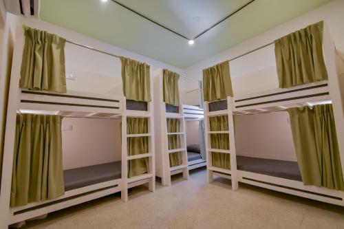 Snore Summore, Hostel In Koramangala,,2 star