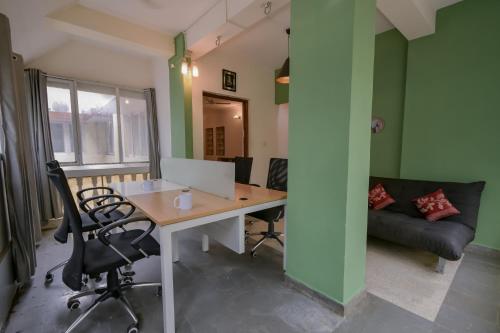 Snore Summore, Hostel In Koramangala,,2 star