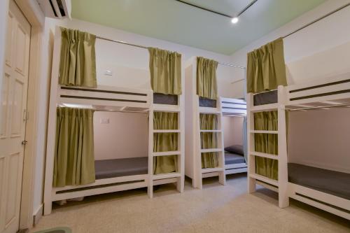 snore summore hostel in koramangala