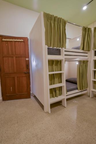 snore summore hostel in koramangala