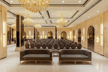 hotel royal bagh opposite city park