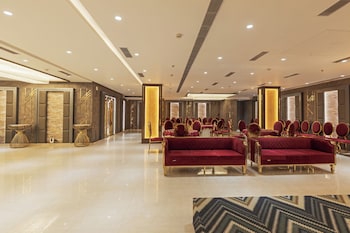hotel royal bagh opposite city park