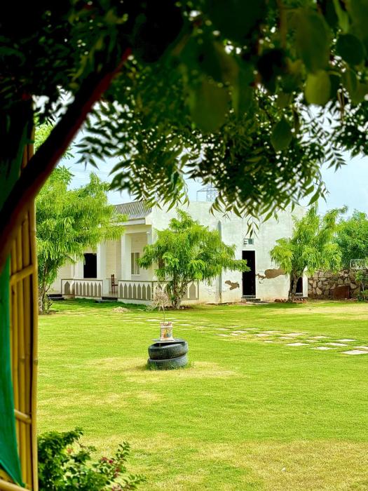 radha kunj resort