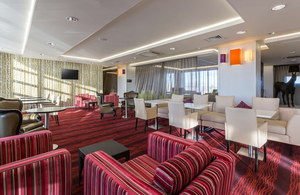 hampton by hilton liverpool john lennon airport