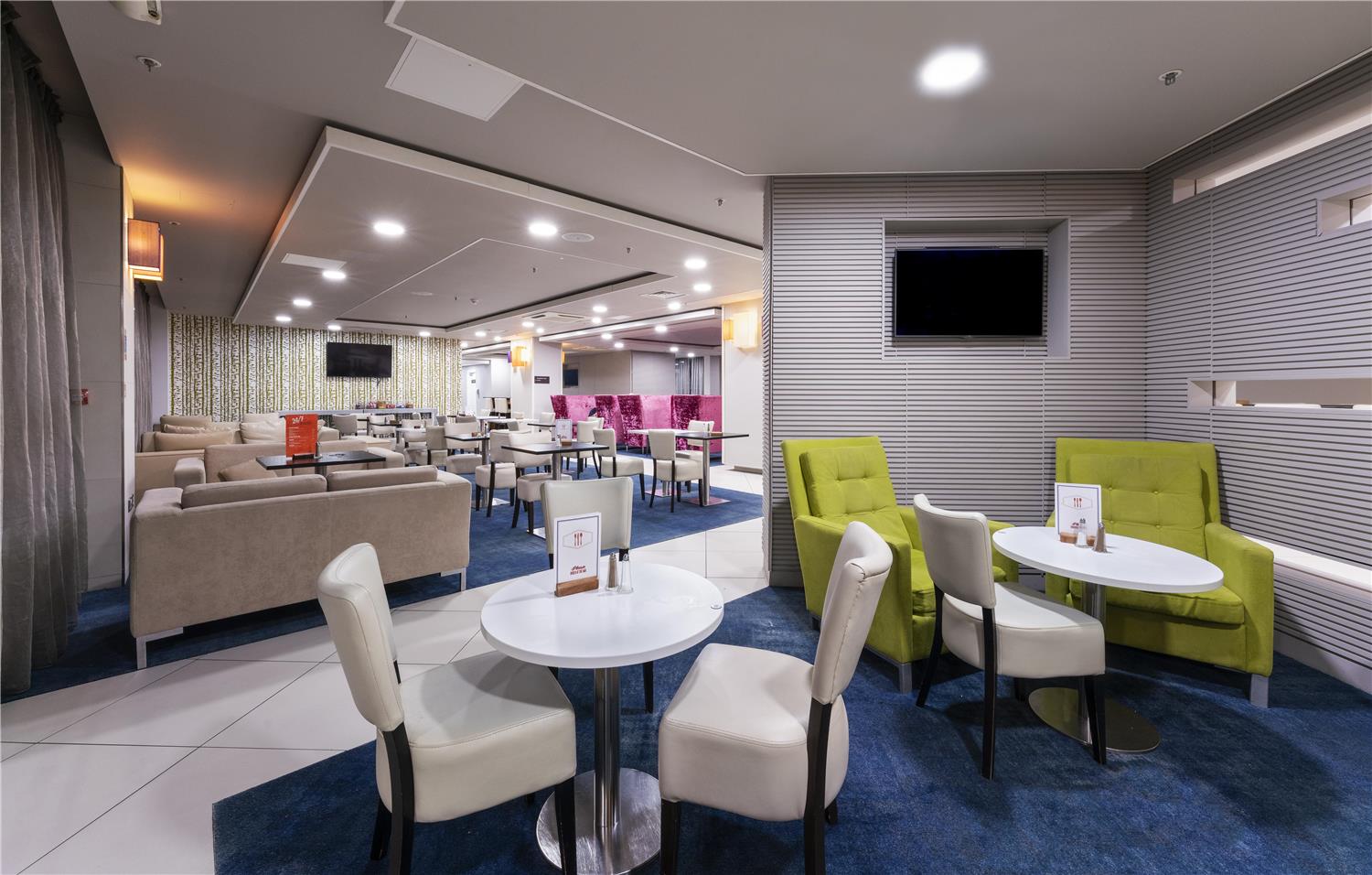 hampton by hilton liverpool john lennon airport