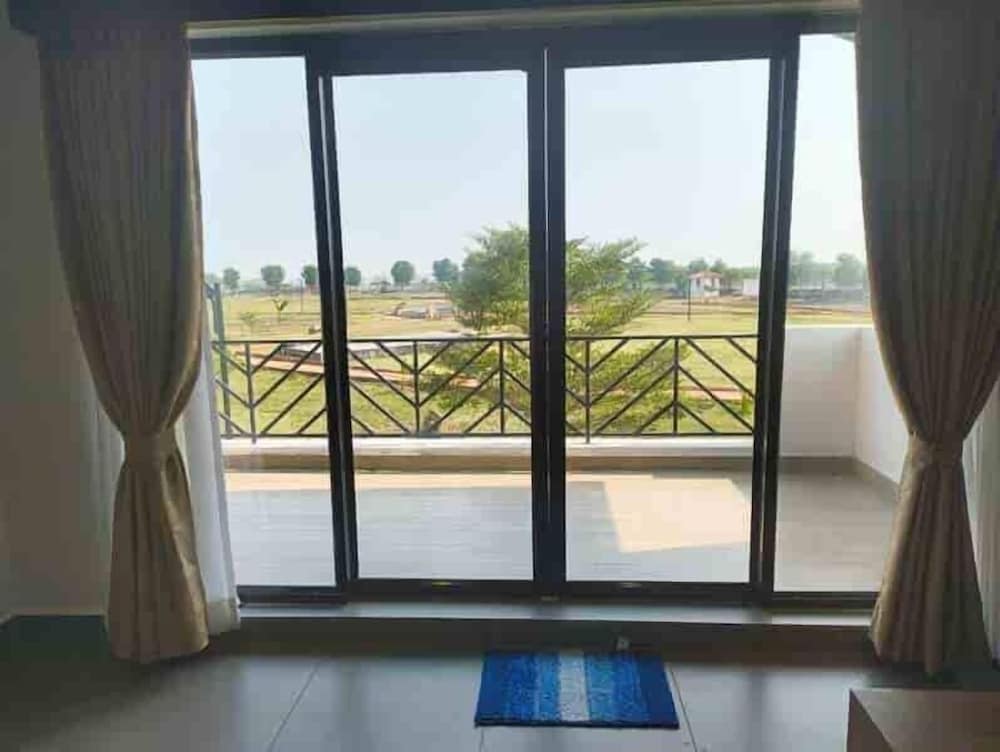 pulicat lake view resort