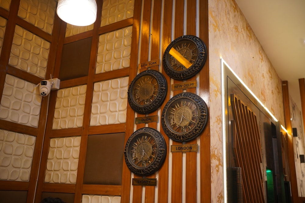 uno elite amritsar