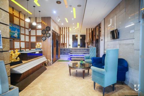 Uno Elite Amritsar,,3 star