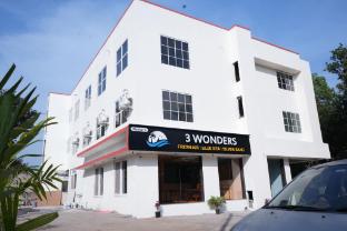 3 Wonders Tarkarli,,3 star