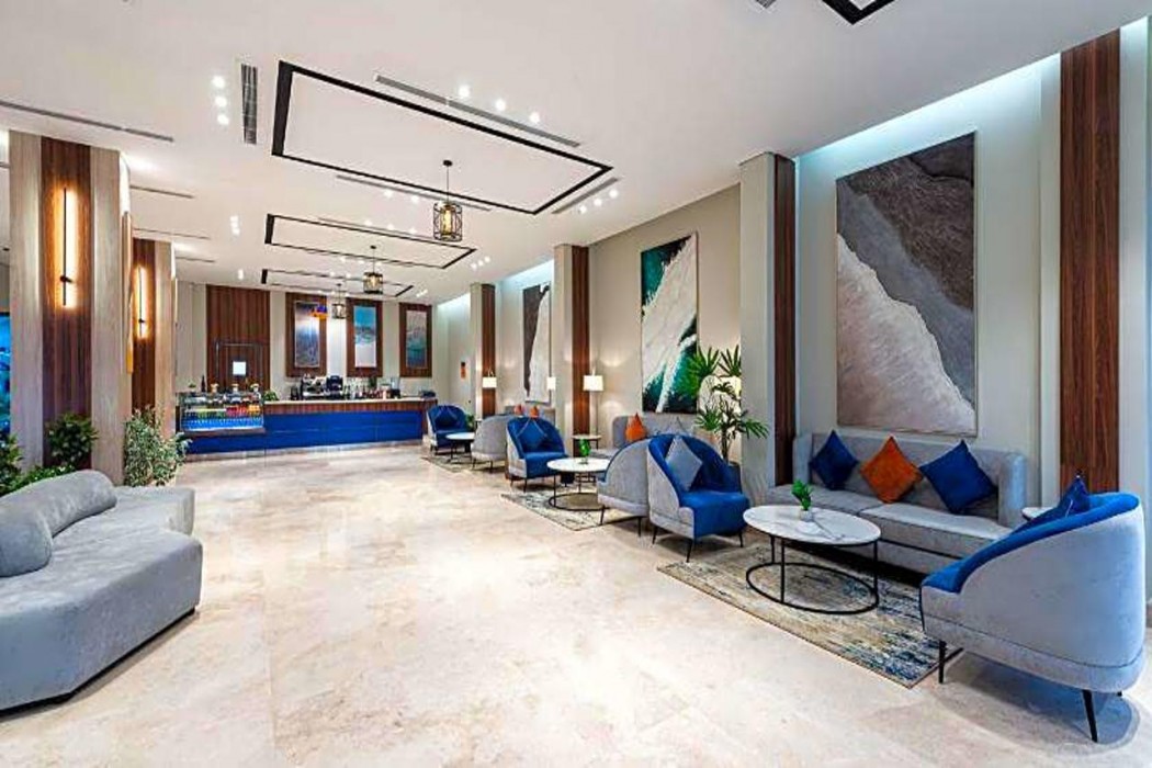 al qasr hotel suites corniche