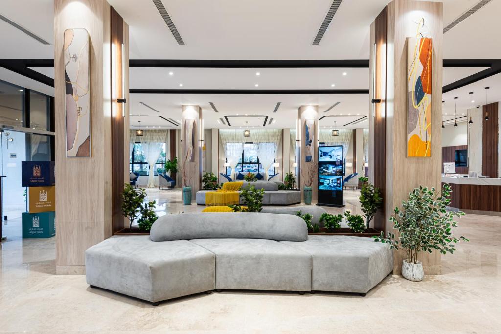 al qasr hotel suites corniche