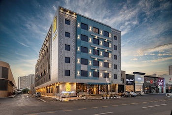 Al Qasr Hotel Suites - Corniche,Al Amir Sultan Abdel Aziz,2 star