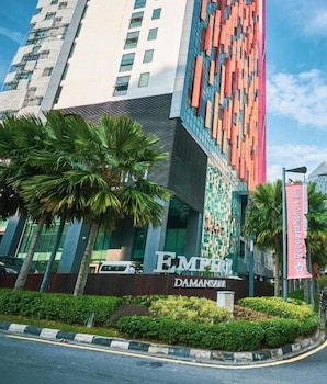 Qq Hotel Rooms Damansara Perdana,,2 star