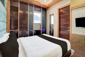 palette swaroop nagar formerly shanti kutir