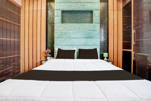 Palette Swaroop Nagar Formerly Shanti Kutir,,5 star