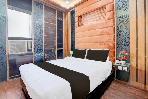 Palette Swaroop Nagar Formerly Shanti Kutir,,5 star