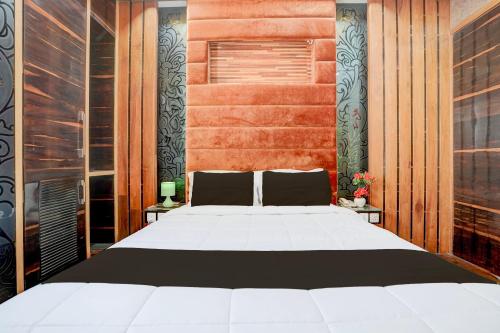 Palette Swaroop Nagar Formerly Shanti Kutir,,5 star