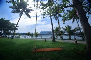 ripples backwater resort kollam