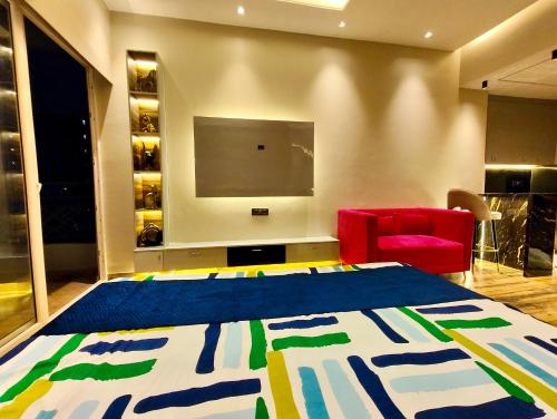 The Spotlight,,3 star