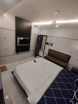 aayush residency