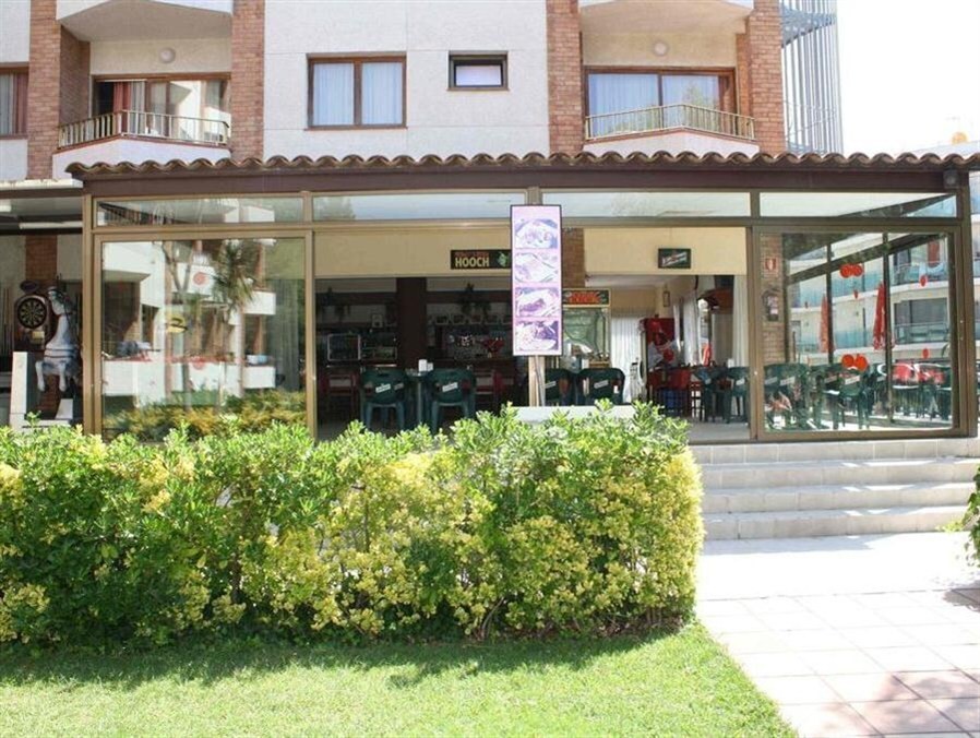 aparthotel las mariposas