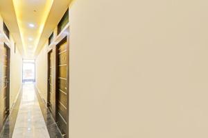 super collection o sheesh mahal hotel